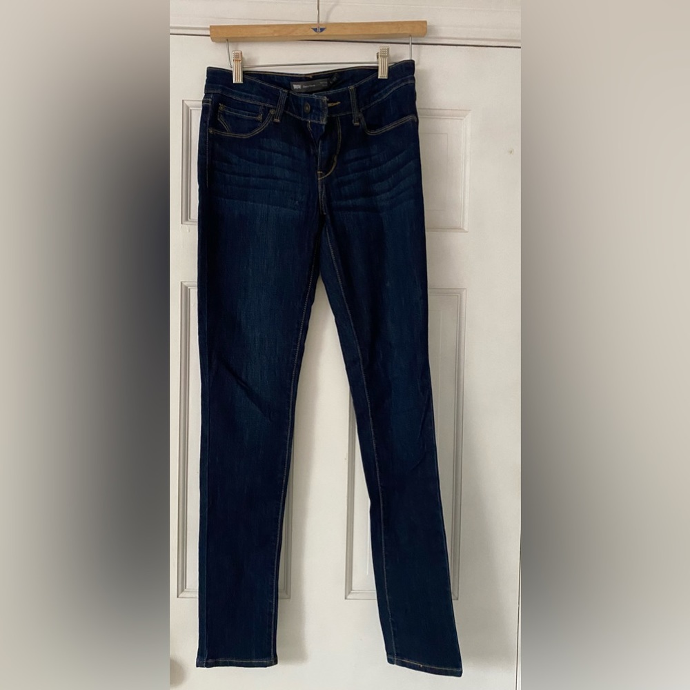Levi’s Demi Curve size 27